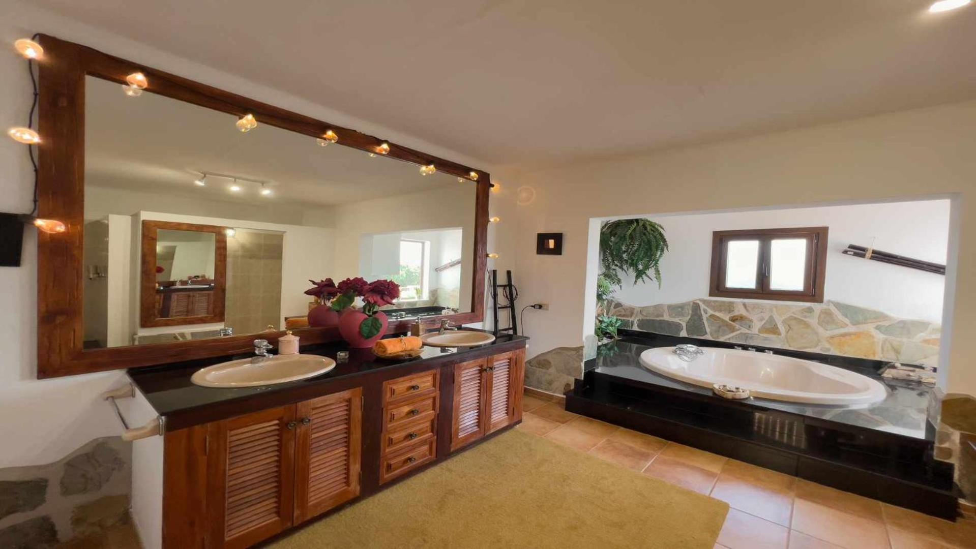 Preciosa Casa Cristian Y Maria Con Piscina Privada Villa Tias Ngoại thất bức ảnh